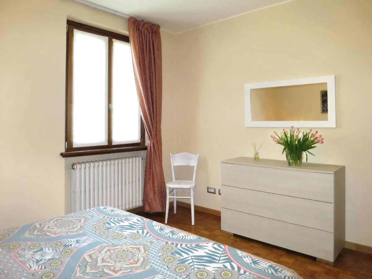 Apartment Locazione Turistica Al Roccolo - Mgg410 Italy